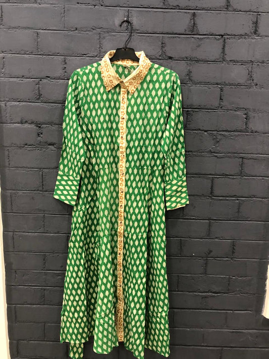 Mid-length Dress - green (Screen Print)