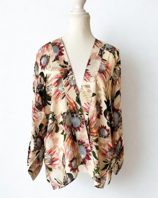 Desert Protea Bloom Short Kimono – Neutral Floral Cotton Velvet Jacket